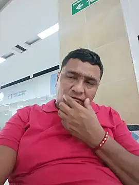 luis20212 online show from May 2026 03:49:01 PM