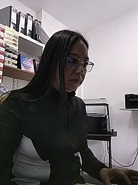 Violeta--7 online show from June 2026 01:48:01 PM