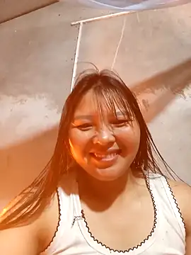 Snapshot of Emm-a- chatting on March 2026 06:35:01 AM Emm-a- online show from March 2026 06:35:01 AM