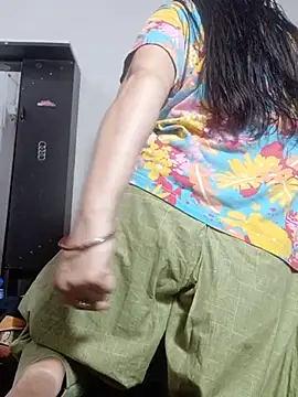 Sexyy Bhabhi 143 online show from July 2026 01:09:02 AM
