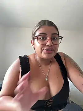 C1N09 online show from June 2026 06:32:02 PM