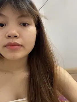 Snapshot of -Vaci- chatting on April 2026 01:38:02 PM -Vaci- online show from April 2026 01:38:02 PM