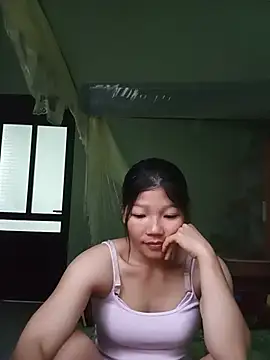 Snapshot of -Quyny- chatting on May 2026 11:46:02 PM -Quyny- online show from May 2026 11:46:02 PM