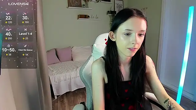 AnnaOddy online show from April 2026 08:31:02 AM