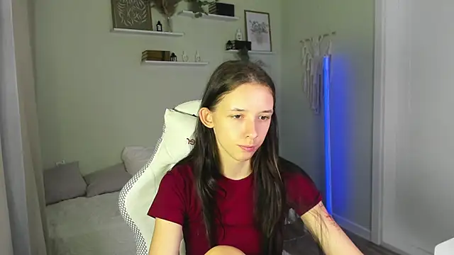 AnnaOddy online show from July 2026 01:21:01 AM