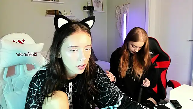 AnnaOddy online show from July 2026 06:27:01 AM