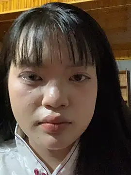 Snapshot of xinhyeucute chatting on March 2026 01:44:01 PM xinhyeucute online show from March 2026 01:44:01 PM