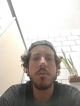 Surfista0012 online show from July 2026 09:25:02 AM