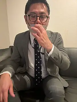 RYUICHI 1919 online show from May 2026 10:32:01 AM