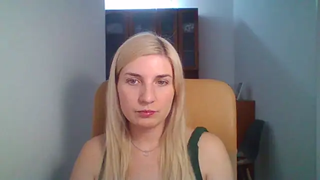 Snapshot of Lucya_Model chatting on April 2026 07:44:02 PM Lucya Model online show from April 2026 07:44:02 PM