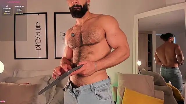 Snapshot of Max_strong01 chatting on May 2026 10:18:02 PM Max strong01 online show from May 2026 10:18:02 PM