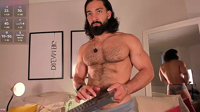 Snapshot of Max_strong01 chatting on May 2026 11:00:02 PM Max strong01 online show from May 2026 11:00:02 PM