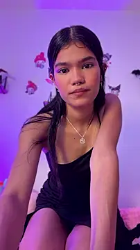 Emycarver09  online show from July 2026 01:07:01 PM