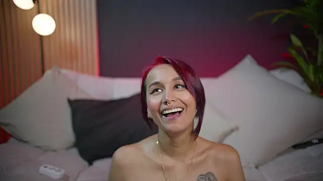 charlottehershel02 online show from July 2026 02:40:01 AM