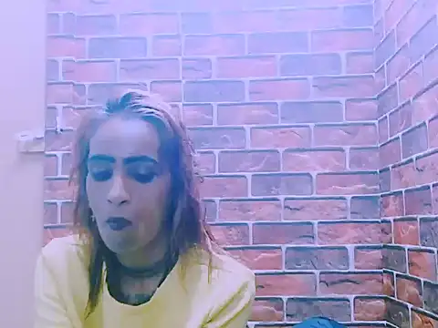 Alanadelray21 online show from April 2026 10:07:02 PM