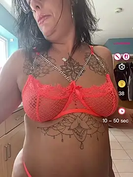 Snapshot of IvyBelleMilf chatting on June 2026 08:59:02 AM IvyBelleMilf online show from June 2026 08:59:02 AM