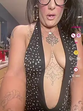 Snapshot of IvyBelleMilf chatting on June 2026 08:59:02 PM IvyBelleMilf online show from June 2026 08:59:02 PM