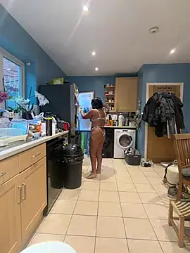 Snapshot of IvyBelleMilf chatting on July 2026 04:17:02 AM IvyBelleMilf online show from July 2026 04:17:02 AM