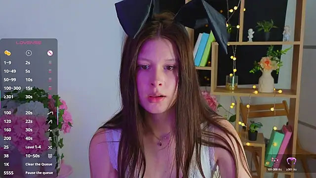 EvaOnyx online show from May 2026 03:30:02 PM