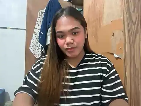 yourhotwild bella online show from July 2026 05:22:01 PM