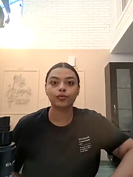 scarlett  2 online show from May 2026 10:37:01 PM