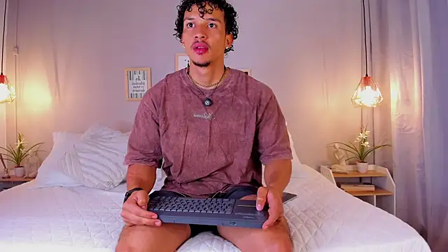 dominik drake online show from July 2026 12:20:02 PM