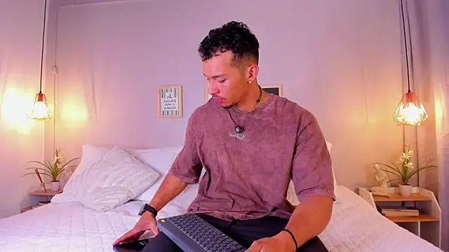 dominik drake online show from July 2026 12:23:01 PM