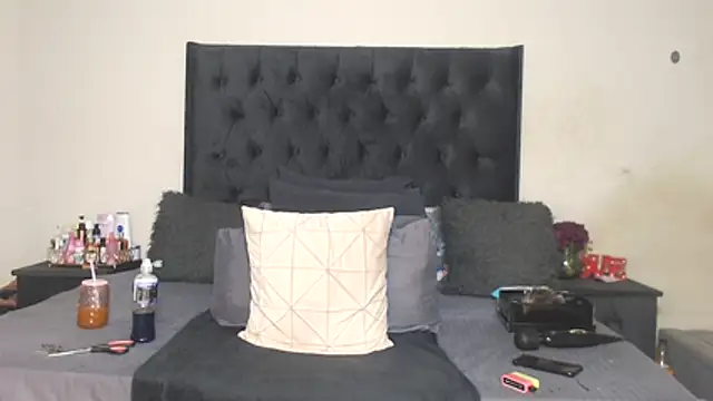 AdventuresLove7 online show from July 2026 11:48:02 PM
