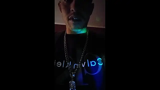 Snapshot of _nnuw_york_17 chatting on April 2026 04:24:01 PM nnuw york 17 online show from April 2026 04:24:01 PM