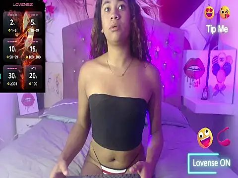 Renata Valentina online show from May 2026 11:26:01 AM