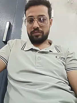 herochoclateboy online show from June 2026 04:47:02 AM