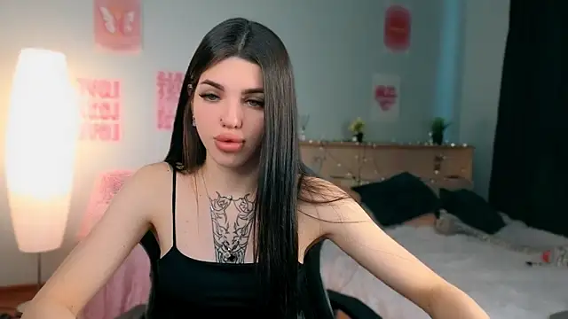 molly rettyy online show from June 2026 04:02:02 AM