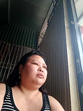 Snapshot of Monglan-c chatting on March 2026 11:27:02 PM Monglan-c online show from March 2026 11:27:02 PM