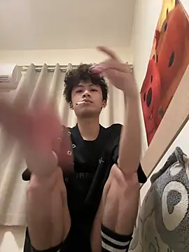 sexyboy-3525 online show from May 2026 04:04:02 PM