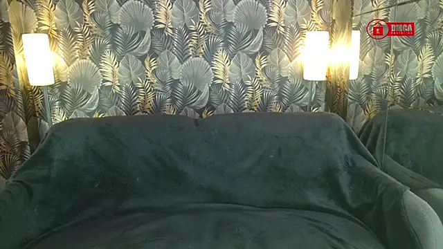 MadyMoan online show from July 2026 01:13:01 PM