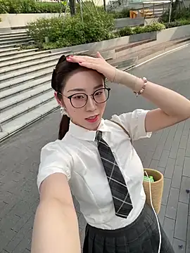 Snapshot of meimeibuguai chatting on May 2026 09:04:02 AM meimeibuguai online show from May 2026 09:04:02 AM