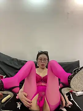 Snapshot of meimeibuguai chatting on May 2026 04:04:02 PM meimeibuguai online show from May 2026 04:04:02 PM