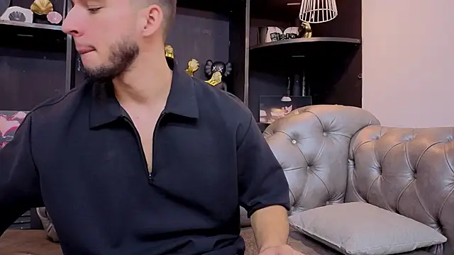 axel tone online show from June 2026 09:07:02 PM