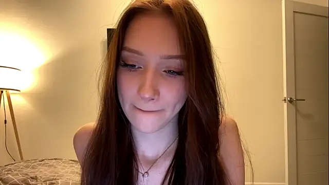 MiaNewstrom online show from March 2026 08:42:01 PM