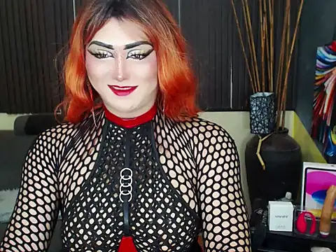 HugexMsLovelyxCock online show from May 2026 04:12:01 PM