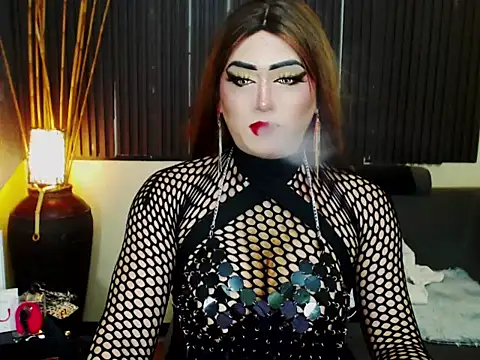HugexMsLovelyxCock online show from May 2026 08:17:01 PM