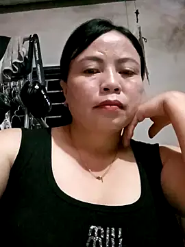 Snapshot of -Hami- chatting on April 2026 02:12:02 PM -Hami- online show from April 2026 02:12:02 PM