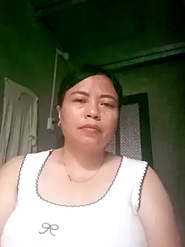 Snapshot of -Hami- chatting on May 2026 06:07:01 AM -Hami- online show from May 2026 06:07:01 AM