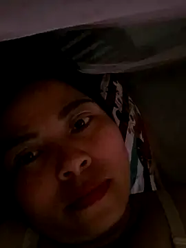Snapshot of -Hami- chatting on May 2026 05:34:02 AM -Hami- online show from May 2026 05:34:02 AM