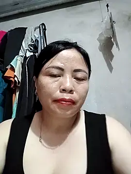 Snapshot of -Hami- chatting on May 2026 03:56:01 AM -Hami- online show from May 2026 03:56:01 AM