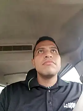 Snapshot of Julian411 chatting on March 2026 12:39:02 PM Julian411 online show from March 2026 12:39:02 PM