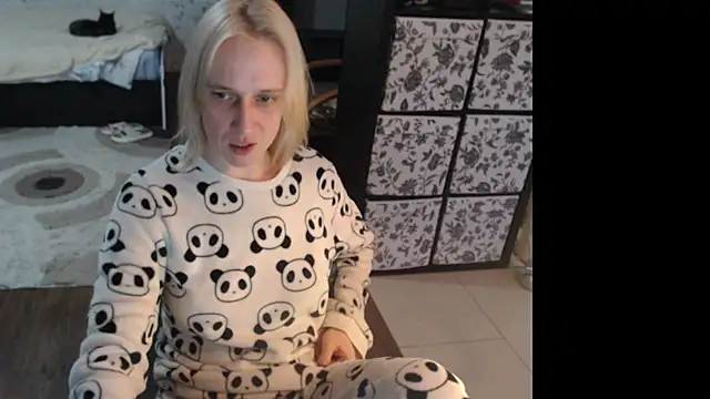 Snapshot of Sweet_hot_shrmp chatting on April 2026 03:58:02 PM Sweet hot shrmp online show from April 2026 03:58:02 PM