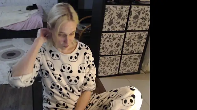 Snapshot of Sweet_hot_shrmp chatting on May 2026 08:58:01 PM Sweet hot shrmp online show from May 2026 08:58:01 PM
