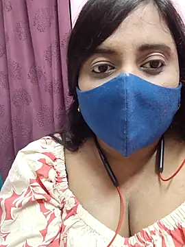 Tami-sonia online show from May 2026 06:49:02 PM