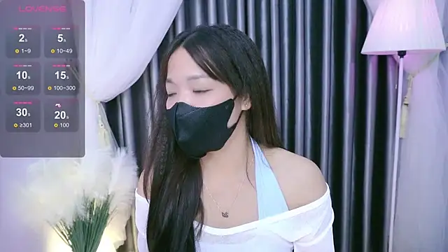 Lu Ly22 online show from May 2026 12:27:01 AM